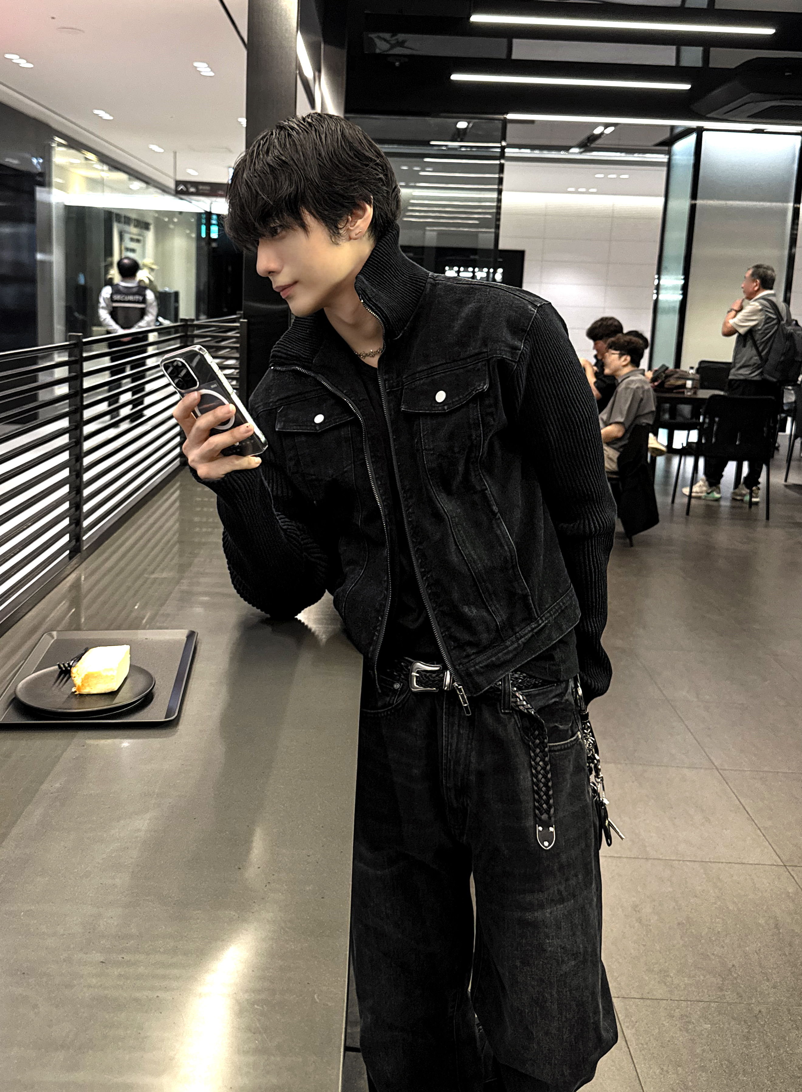 2022~2025 코시하루 쇼핑몰 모델